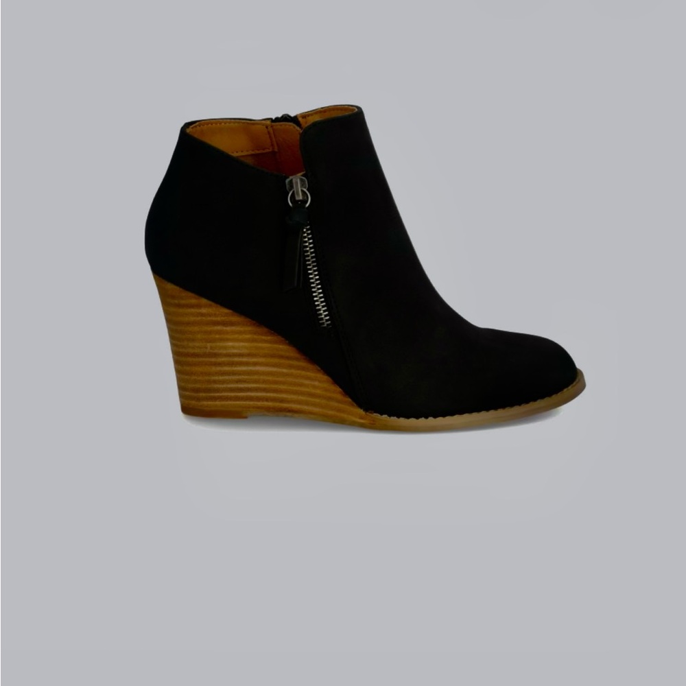 Wedge shoes